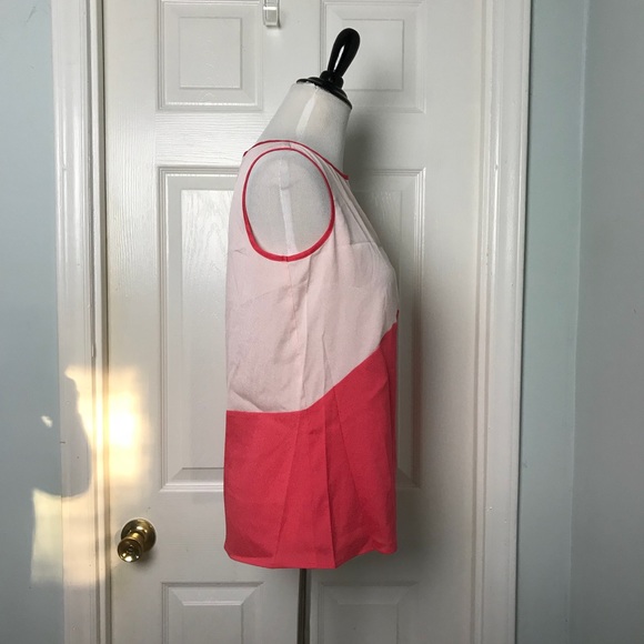 New York & Company Top. Size Small - Picture 3 of 7